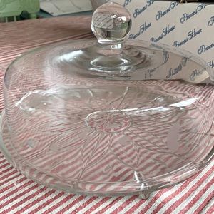 Princess House Heritage Crystal Cake/Pastry, dime cover and plate 12 1/2” D